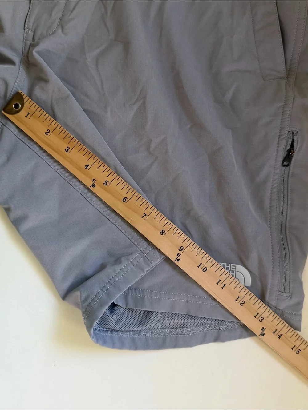 North Face Shorts Rolling Sun Gray Size 40 Hiking Outdoor Performance Packable